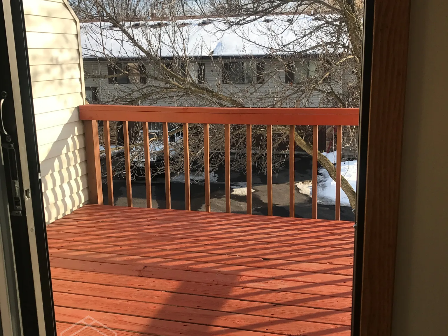 Spacious 2-bed, 2-bath townhome available early November in Shoreview! — Photo 4