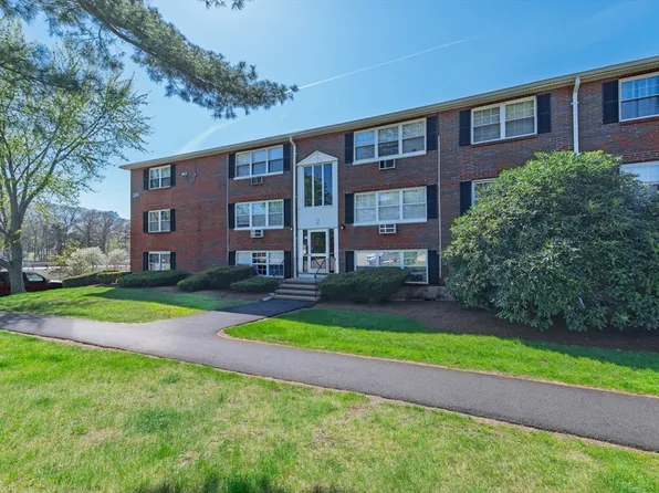 2 Tara Dr Unit 11, Weymouth, MA 02188