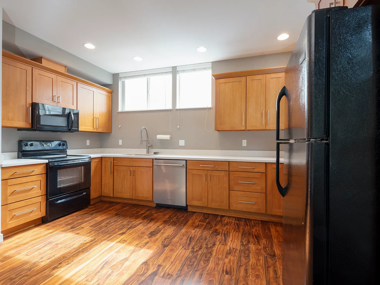 3 bed, 1481 sqft, $3,500 — Photo 4