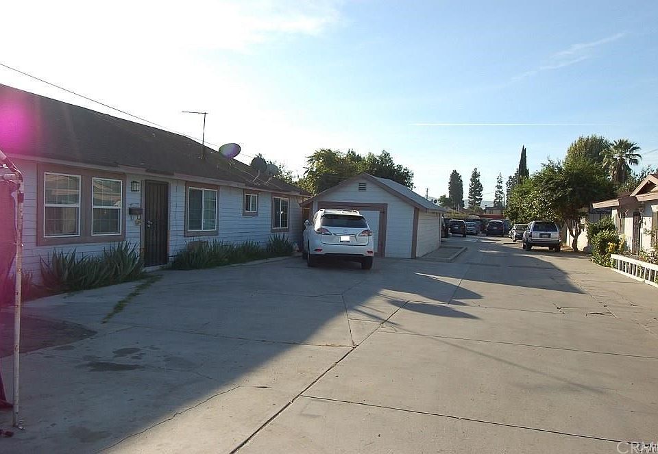 1st image of 11128 Dodson St