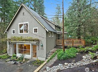 8174 Hansen Rd NE, Bainbridge Island, WA 98110