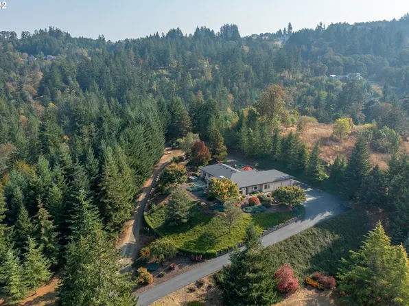 7850 SE Seawood Rd, Amity, OR 97101