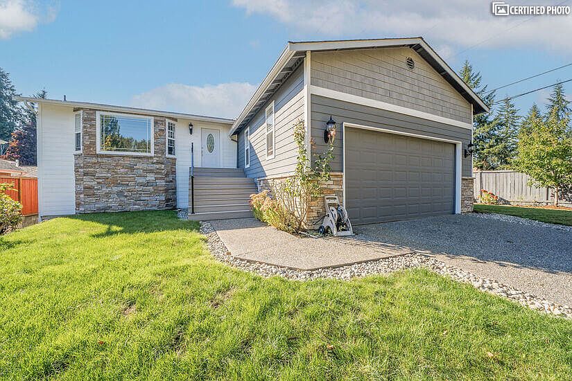 Fully Furnished home rental Mill Creek WA