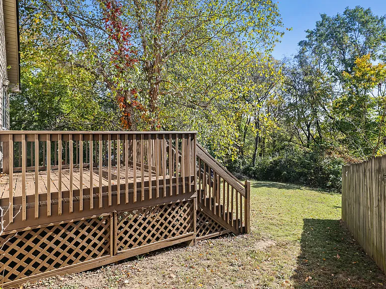 4933 Alexis Dr — Photo 35