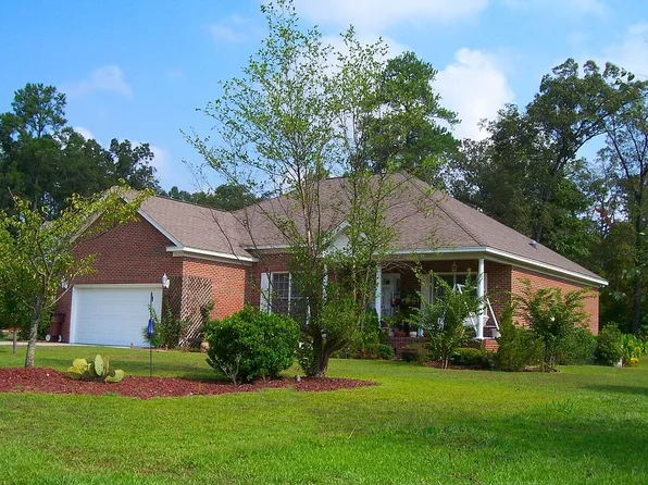 3760 Abby Ln, Lumberton, NC 28360