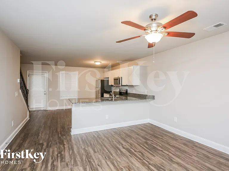 6674 Sawnee Way — Photo 6