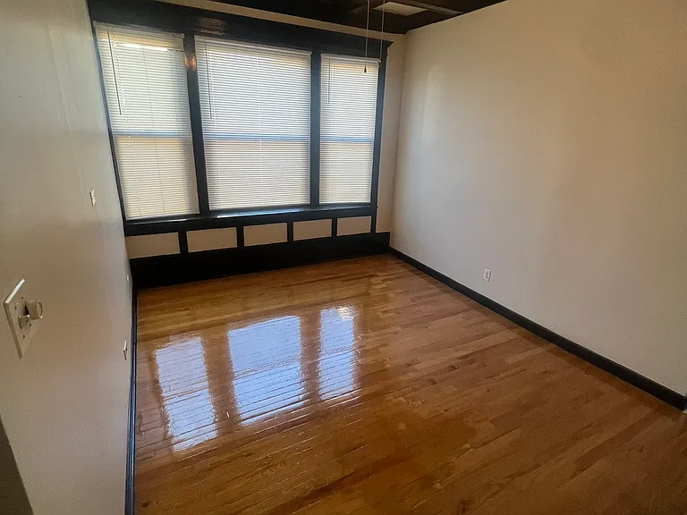 335 W 64th St #3 — Photo 10