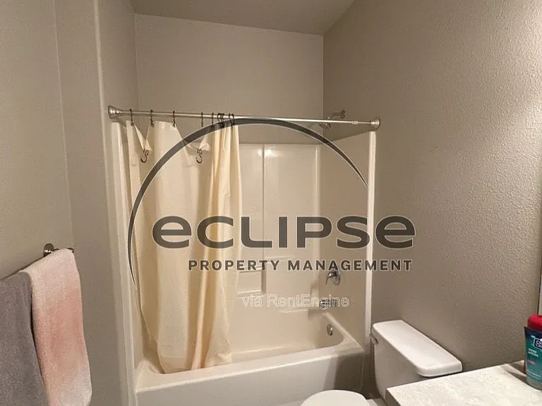 2921 Magnolia Ave — Photo 39