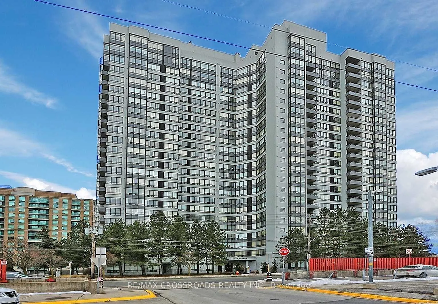 2 bed, $2,400 — Photo 1