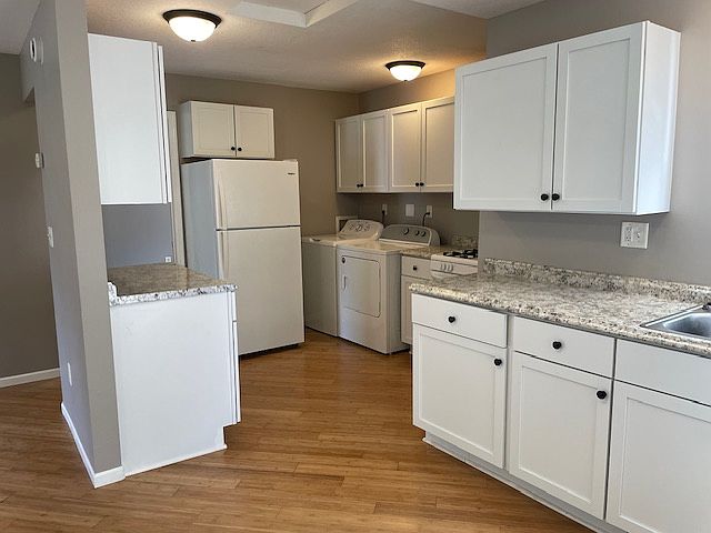351 Lake St S, Big Lake, MN 55309 | Zillow