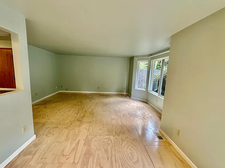 1719 Quince St NE — Photo 7