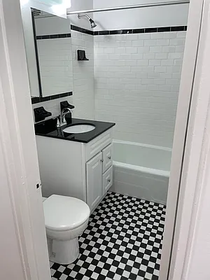 Rented by Bell R E Inc | media 5