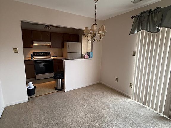 3rd image of 220 Park Ave APT 21U
