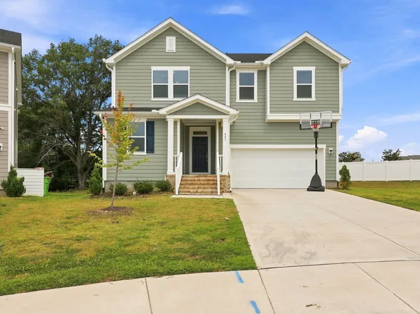 801 Emmer St, Rolesville, NC 27571