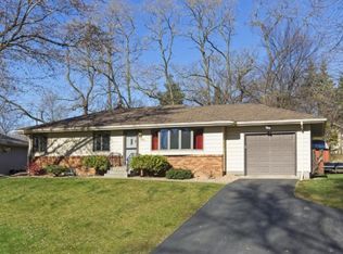 339 Dennison Ave, Shoreview, MN 55126