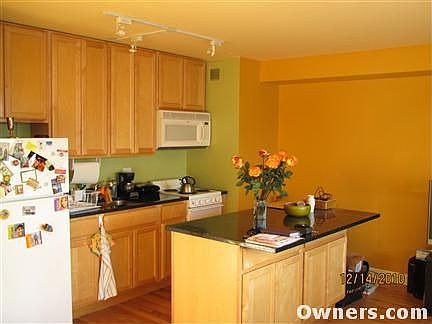 Living Room / Kitchen