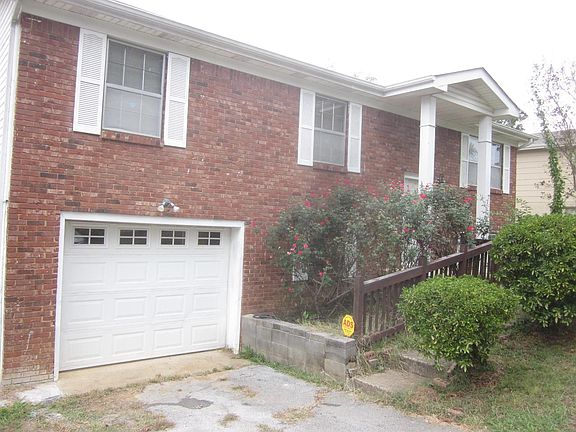 2nd image of 5911 Gettysburg Dr