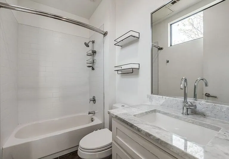 2522 N Henderson Ave #3 — Photo 13