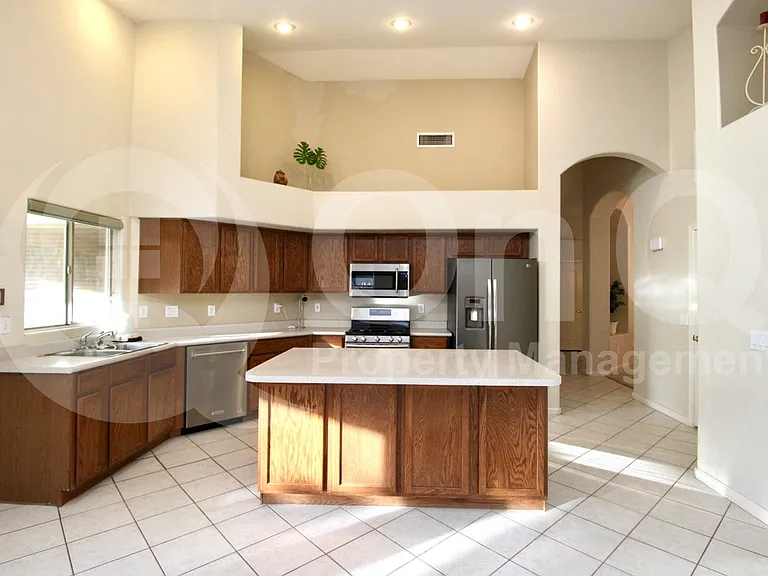 2370 S Granite St — Photo 3