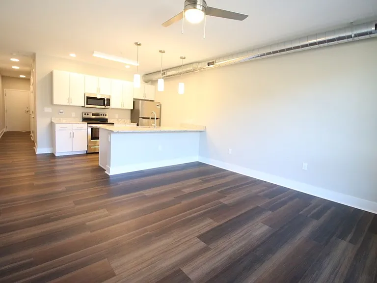 Main2525 — Photo 21
