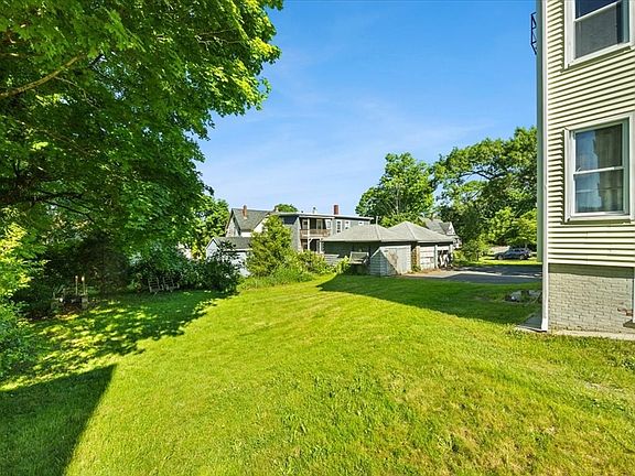 4th image of 56 Everett St