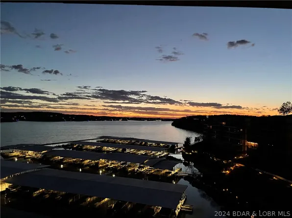 160 E Palisades Condo Dr #4A, Lake Ozark, MO 65049