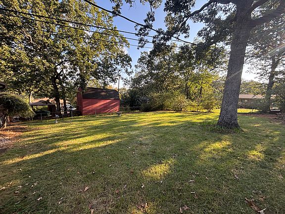 4th image of 5712 Marion St