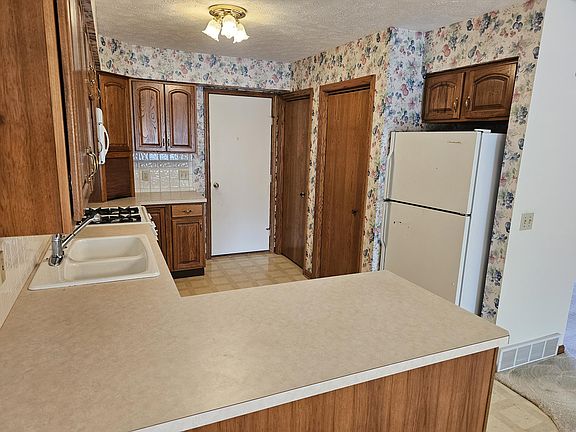 5th image of 6156 Pebble Dr #46