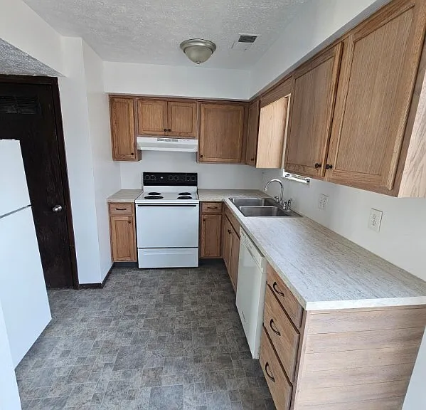 149 Elm St #- — Photo 5