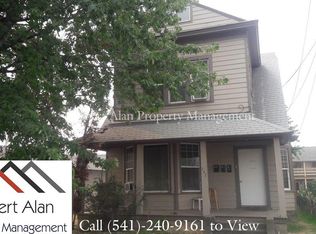 247 SE 3rd St APT 3, Pendleton, OR 97801