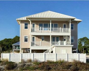916 E Gulf Beach Dr, Eastpoint, FL, 32328