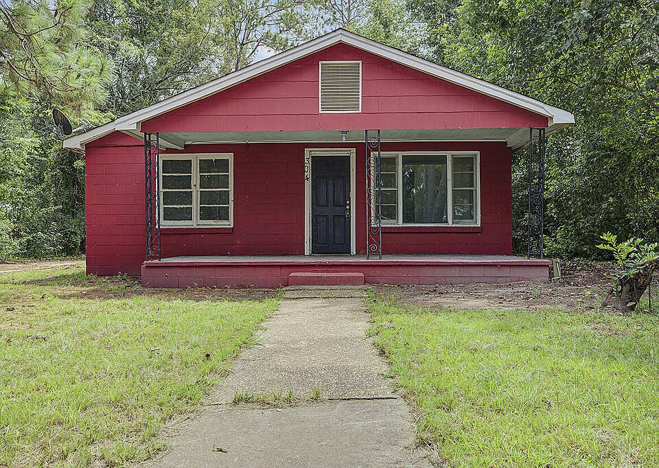1st image of 304 Wells Ave