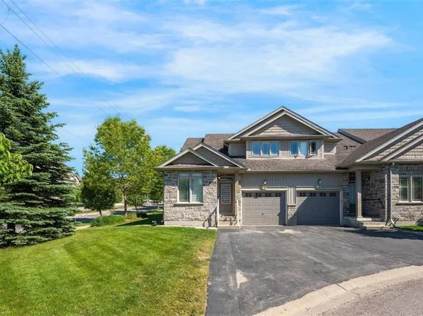 795 Laurelwood Dr #C13, Waterloo, ON N2V 0A3