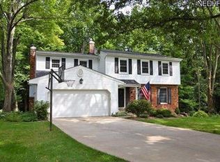 3975 Meadow Gtwy, Broadview Heights, OH