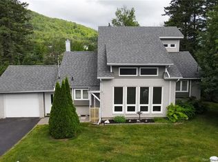 11 Leblond St, Edmundston, NB E3V 4K9