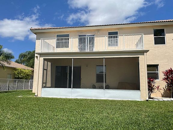 4th image of 16720 Amber Bay Dr