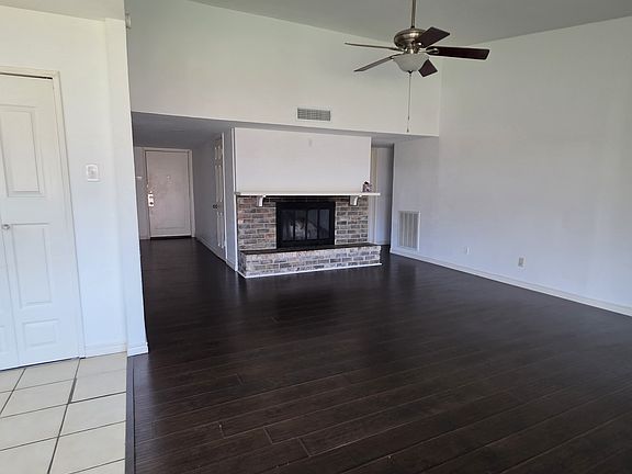 5th image of 3011 Lockwood Cir