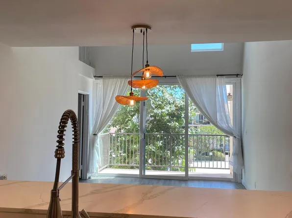 23901 Civic Center Way, Malibu, CA