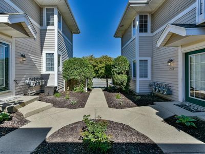 2011 West Layton AVENUE #4, Milwaukee, WI, 53221