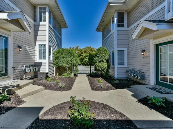 2011 West Layton AVENUE #4, Milwaukee, WI 53221