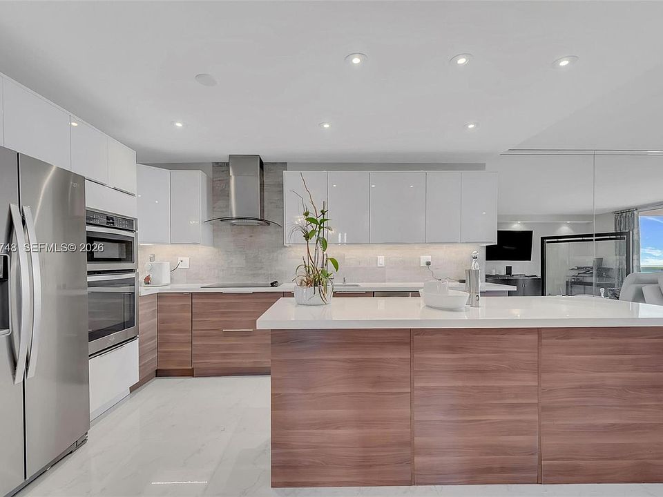1st image of 2301 Collins Ave APT 810