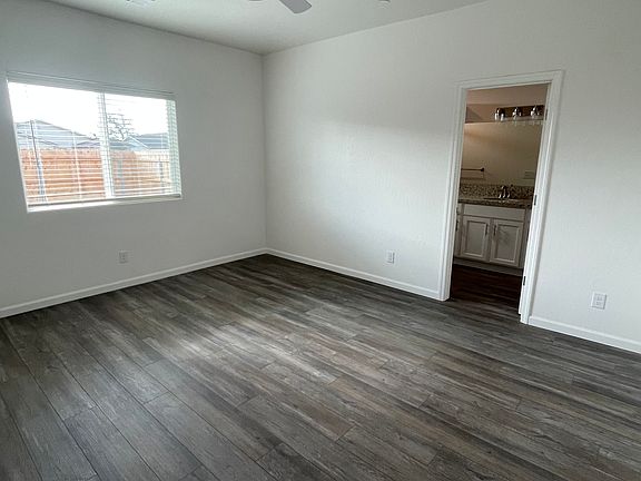 4th image of 3848 S Burke St #3848