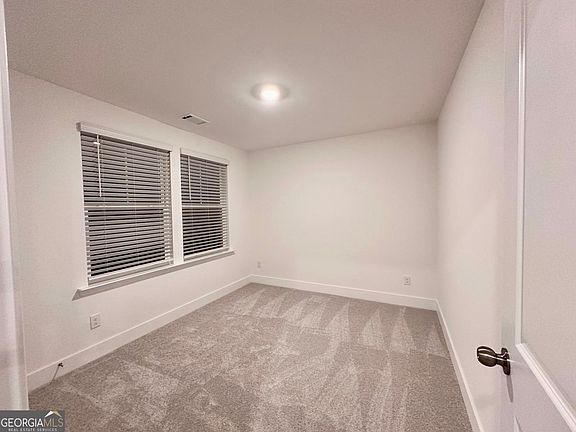 5th image of 537 Hyde Ridge Trl