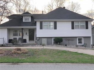 106 20th Ave N, Greenwood, MO 64034