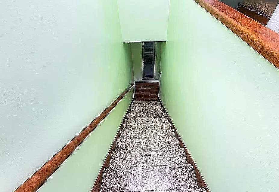 2 bed, 1.5 bath, 897 sqft, $2,450 — Photo 4