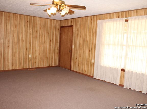 4th image of 1408 Highview St