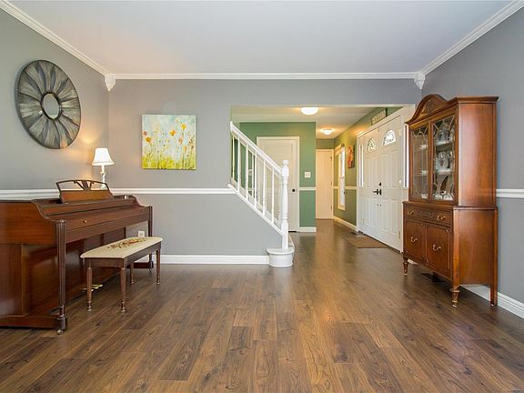 4th image of 2504 Rain Forest Dr