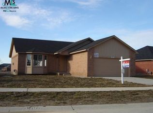45331 Angie Dr, Macomb, MI 48042