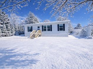 70 Shepherd Dr, Bangor, ME 04401