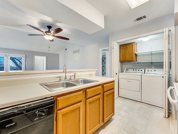 5th image of 2835 Keller Springs Rd #502A